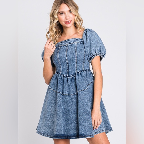 Denim Puff Sleeve Dress The fabric stretches a little. - Picture 4 of 9